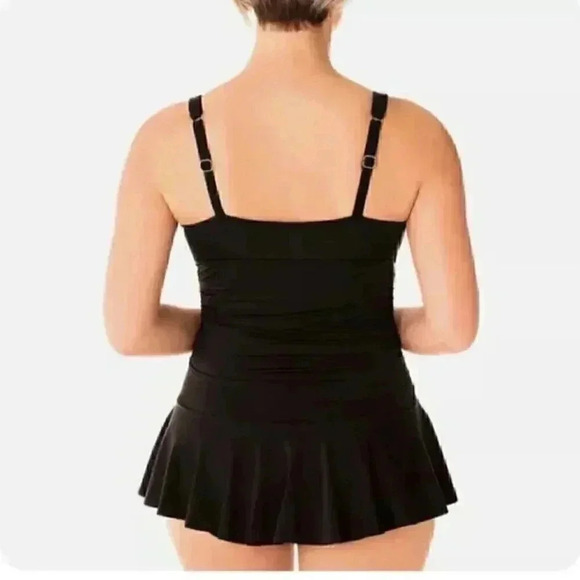 New with tags Swim Solutions Solid V-Neck skater Swimdress in size 14 - Picture 2 of 6